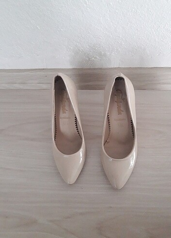 Stiletto topuklu ayakkabı - Görsel 6