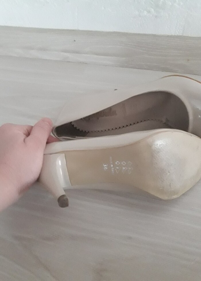 Stiletto topuklu ayakkabı - Görsel 3