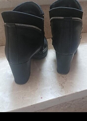 Ürün sıfırdan farksız ayağımı sıktığı için satışta - Görsel 3