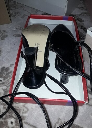 Ürün ya 2 ya da 3 defa gelmiştir bilekten bağcıklı - Görsel 3