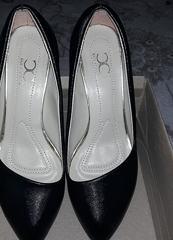 Yeni aldım bir defa giydim ayağımı sıktığı için satışta - Görsel 2