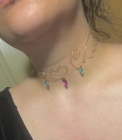 Kalpli ve Taşlı Rose Gold Tasarım Choker & Kolye