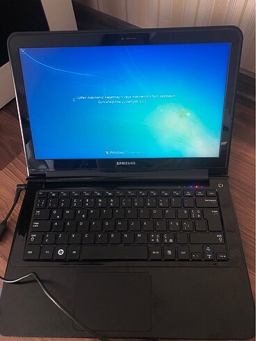 Samsung model laptop, 2012