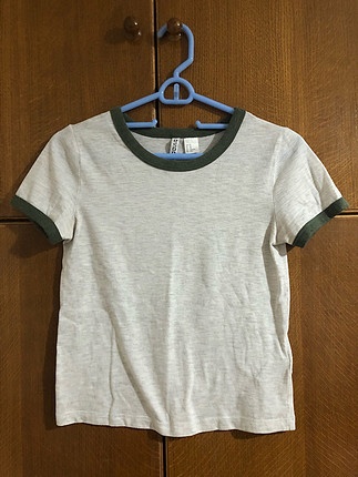 H&M T-shirt 