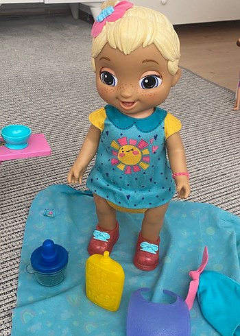Beden Renk Renkli Kıyafetli Bebek Oyuncak
