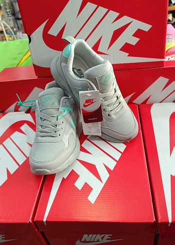 37 Beden 37 Numara Gri Nike Kadın Spor Ayakkabı Sıfır Ürün kutuludur