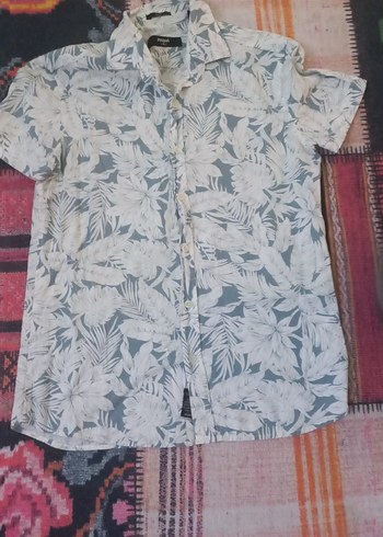 Kırmızı Düğmeli  Kısa Kollu Gömlekler - Görsel 3