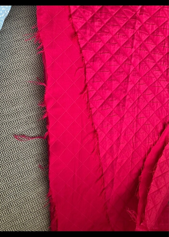 Kapitone parça kumaş - Görsel 2