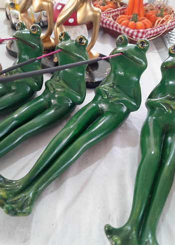 Uzun Bacaklı Yeşil Kurbağa Biblo tütsülük - Görsel 4