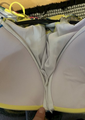 Çiçek Desenli Sarı Drapeli Mayo - Görsel 4