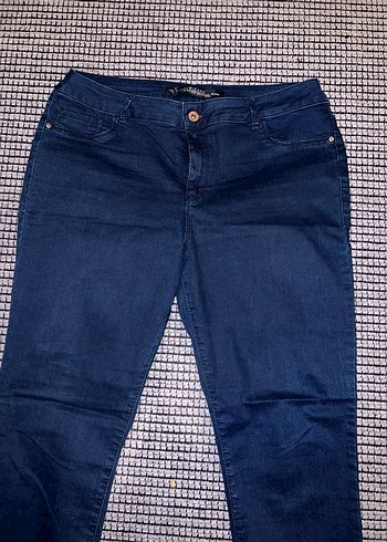 Düğmeli Lacivert Kadın Jean - Görsel 2