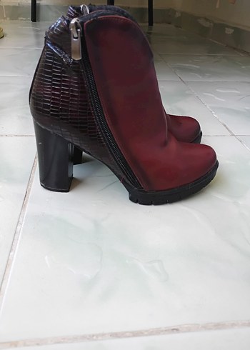 Diğer Bordo Deri Topuklu Kadın Bot