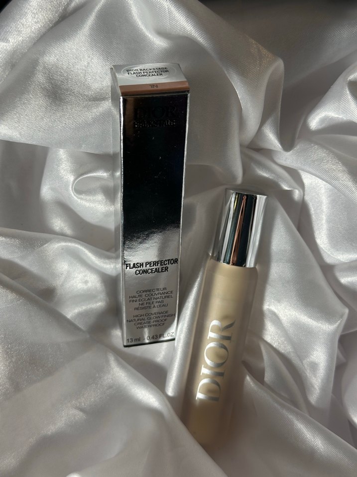 Dior Backstage Kapatıcı - Bej Parlak - Görsel 2