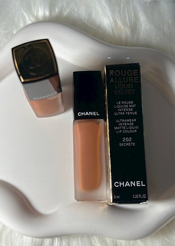 Chanel Rouge Allure Likit Mat Ruj 212 Stupefiante - Görsel 2