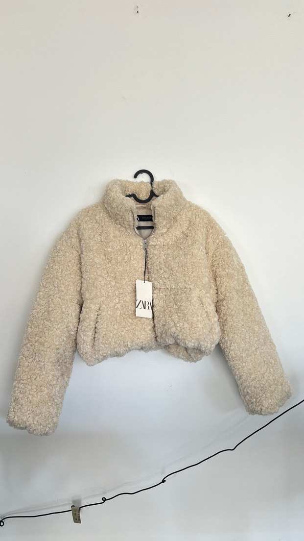Zara Ekru Krem Etiketli Kürk Mont — görsel 3/8