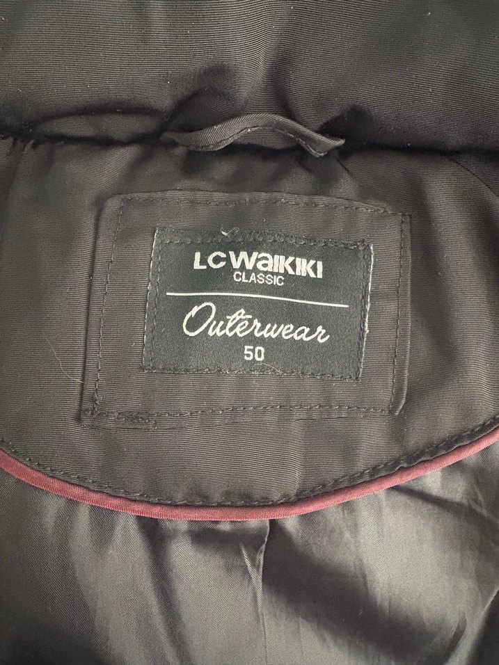 Lc Waikiki Siyah Kapüşonlu Şişme Mont — görsel 4/7