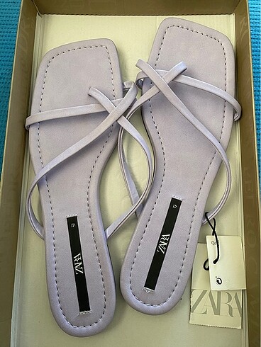 Zara Zara lila sandalet