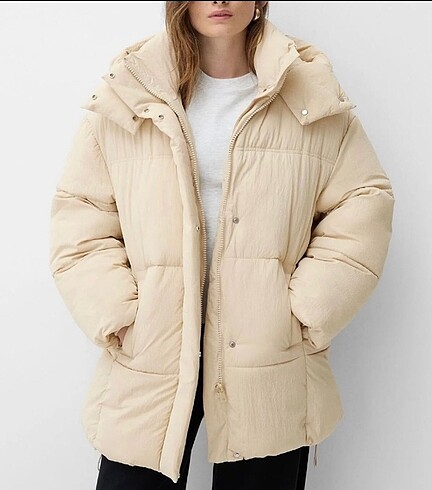 Bershka 3/4 boy kapüşonlu kaban mont