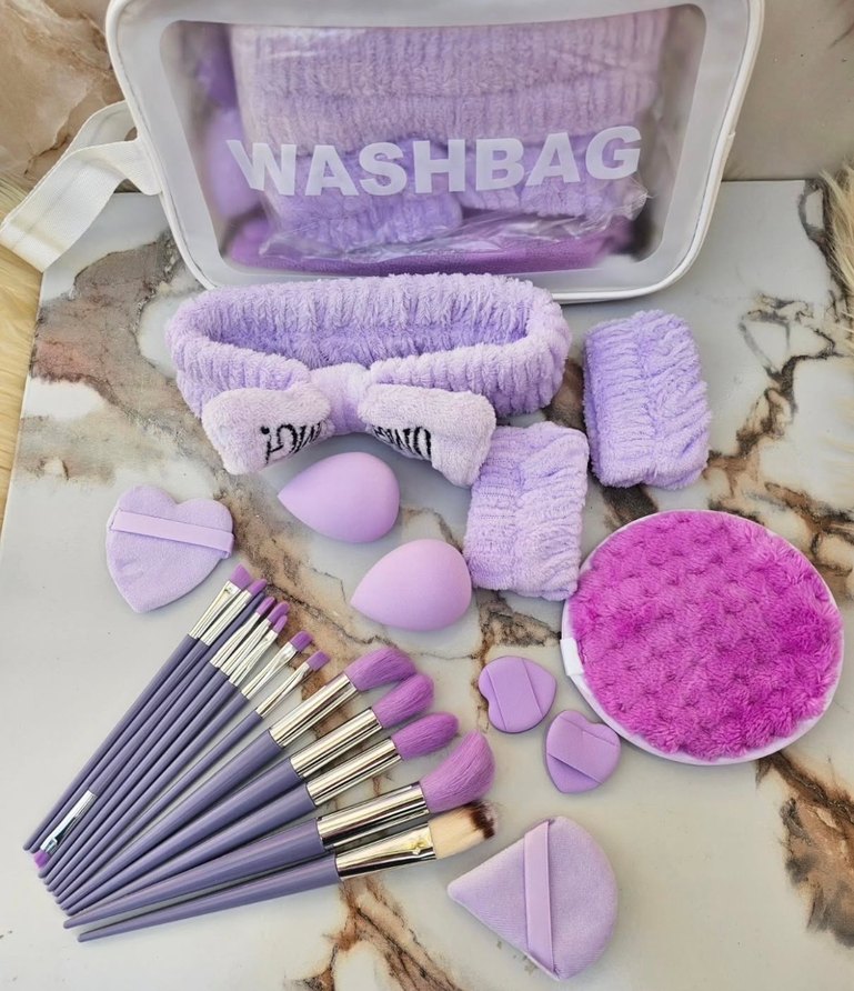 Pastel Pembe Makyaj Fırçası Seti ve Aksesuarları - Görsel 2