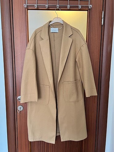 Stradivarius Kahverengi karamel tonlarında kaban