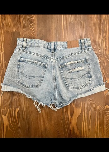 PULL AND BEAR Mini Denim Şort Loose Fit - Görsel 3