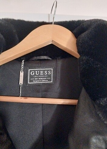 Guess siyah kürk