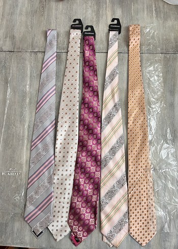 Çizgili Renkli Bandana Desenli Kravat - Görsel 3