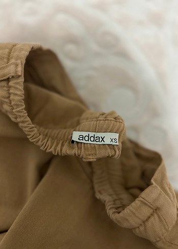 Bej Düğmeli Bol Kesim PamukluKadın Pantolon - Görsel 3