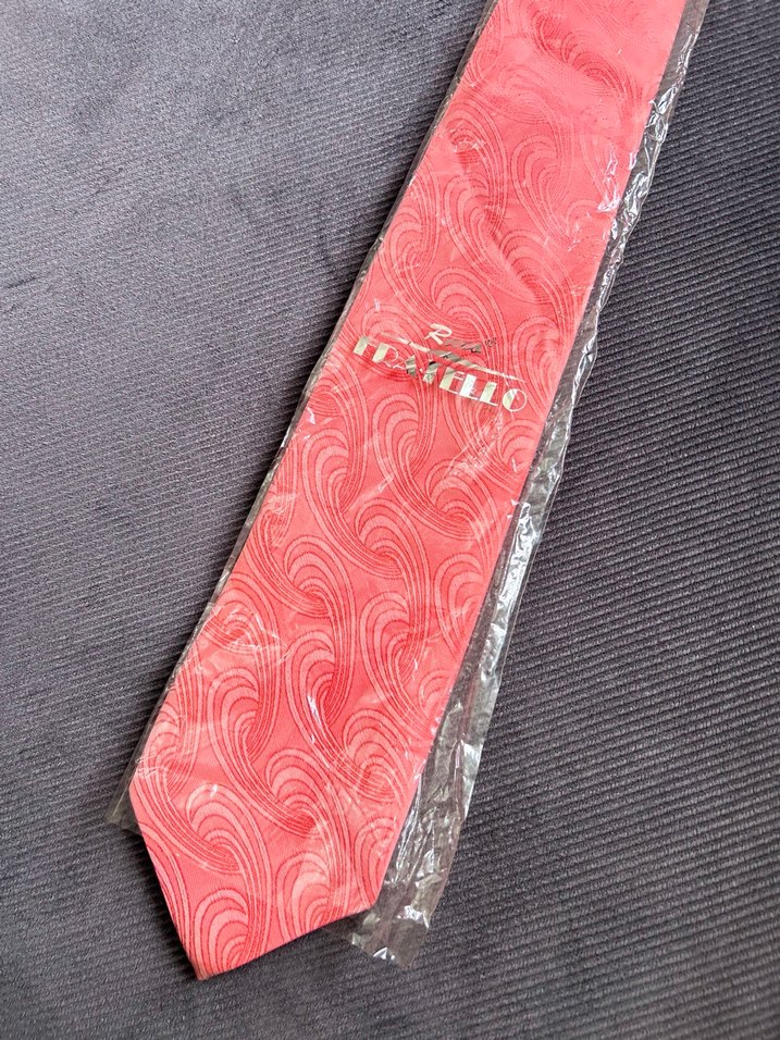 Pembe Dalga Desenli Kravat - Görsel 2