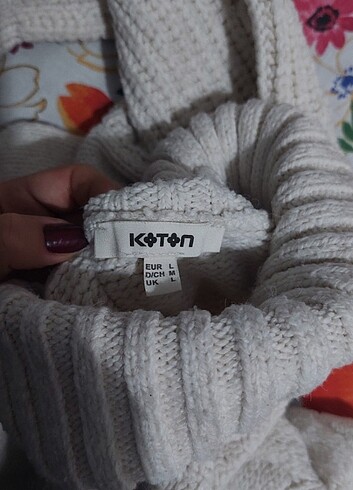Koton Koton Beyaz Boğazlı Kazak