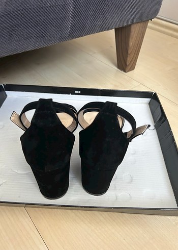 Klasik Siyah Tokalı Kadın Topuklu Ayakkabı - Görsel 4