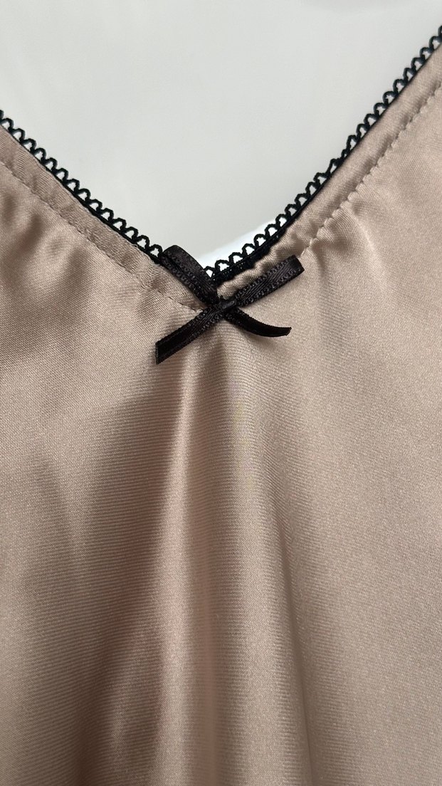 Kısa Saten Kadın Elbise - Görsel 3