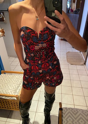 H&M Çiçek Desenli Straplez Korseli Şort Tulum - S/36 - Görsel 6