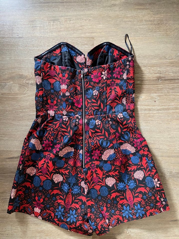 H&M Çiçek Desenli Straplez Korseli Şort Tulum - S/36 - Görsel 4