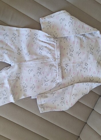 9-12 Ay Beden beyaz Renk bebek alt üst pijama takımı