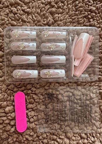 Kelebek Detaylı Takma Tırnak Seti - Görsel 2