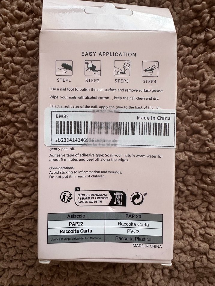 Kelebek Detaylı Takma Tırnak Seti - Görsel 3