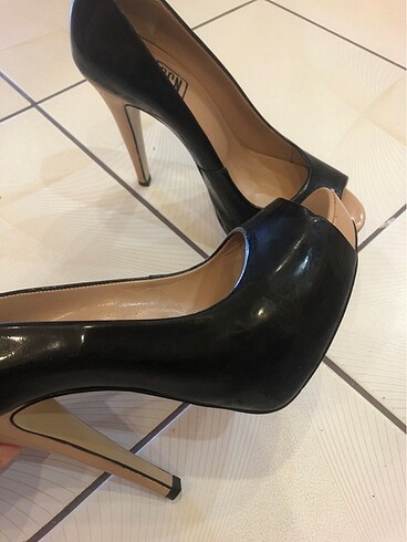 Diğer Stiletto