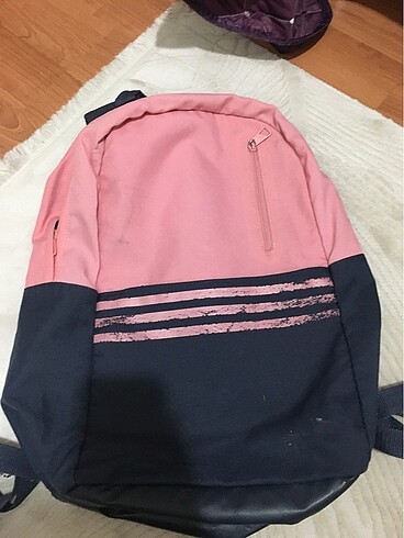 Adidas sırt çantası