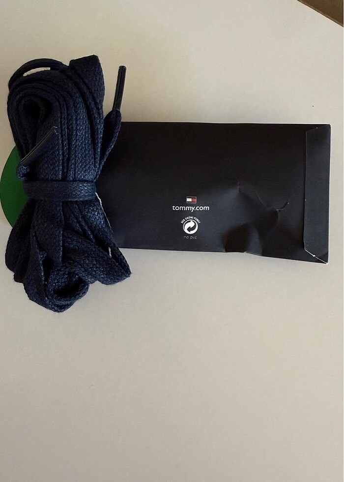 Tommy Hilfiger bagciklar - Görsel 3