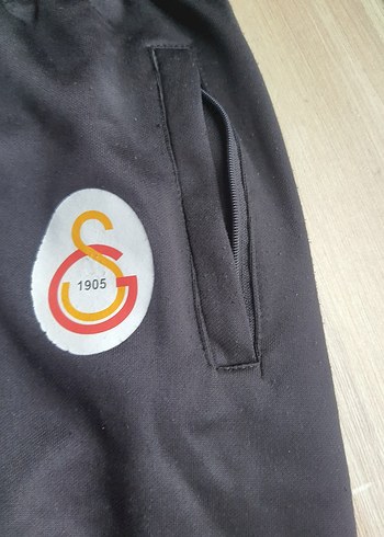 Erkek çocuk galatasaray Siyah Renkli Sweatshirt ve Eşofman - Görsel 2