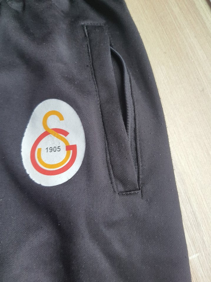 Erkek çocuk galatasaray Siyah Renkli Sweatshirt ve Eşofman - Görsel 2