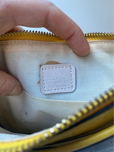 Beden LV Clutch