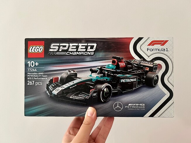 Mercedes F1 Lego