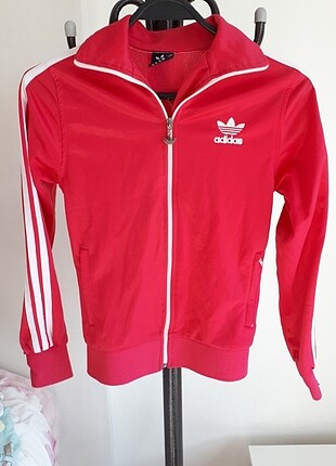 Pembe ceket 