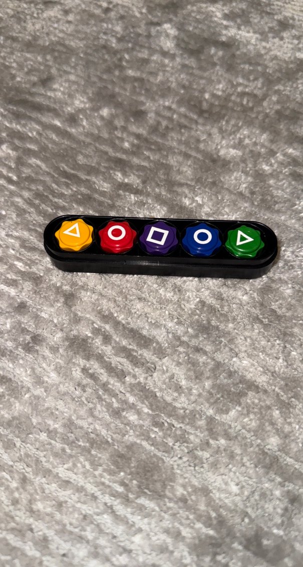 Squid game 5 taş oyunu - Görsel 2