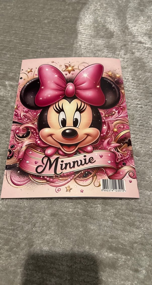 Minnie Mouse Boyama Kitabı ve Sticker Seti - Görsel 2