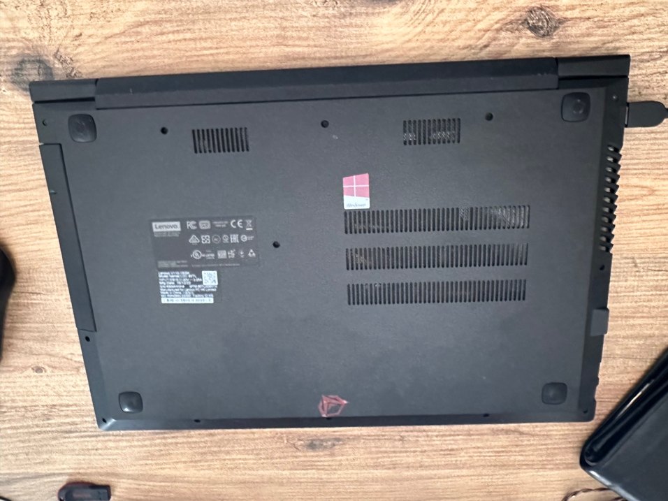 Lenovo v110- 15ISK temiz laptop - Görsel 4
