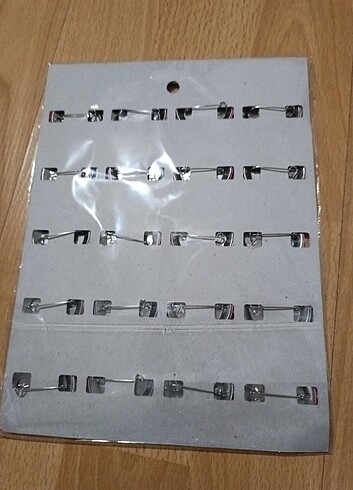  Hello kitty metal rozet 