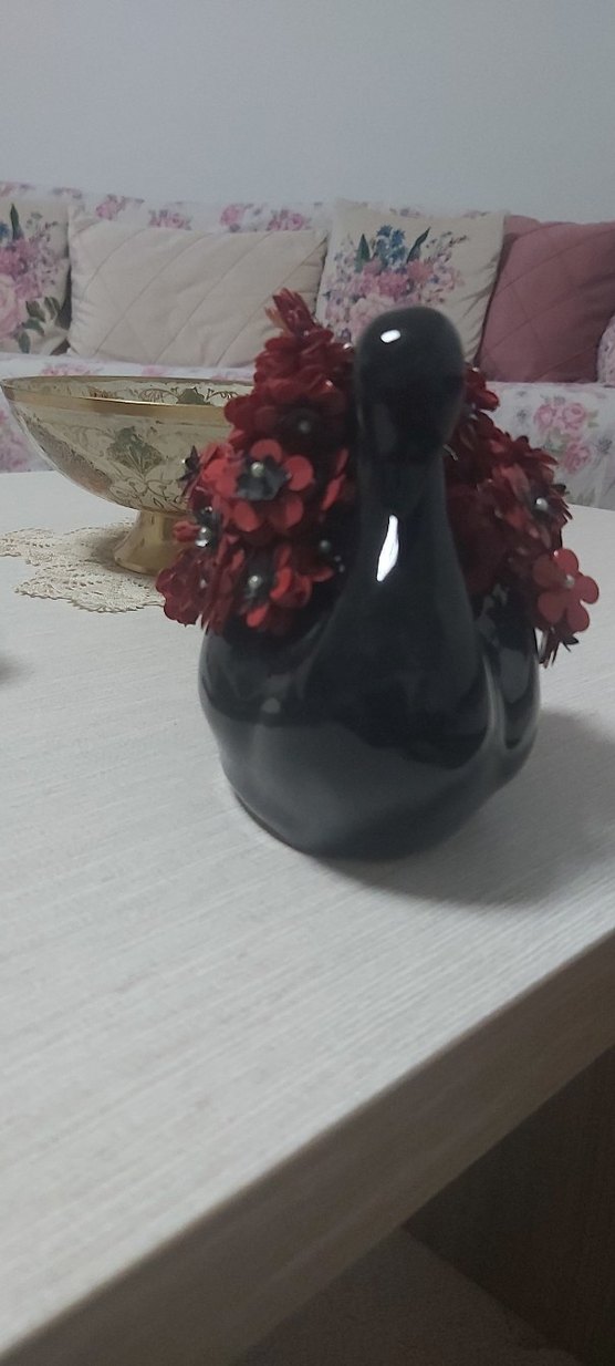 Pul Çiçekli Seramik kuğu biblosu - Görsel 4